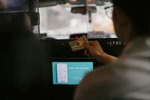 Ile kosztuje taxi za 100 km?